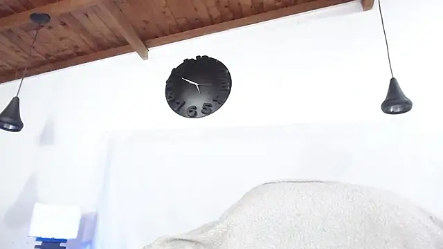 Snapshot of BIGZEHUZ chatting on 4, 2, 2025 BIGZEHUZ online show from 4, 2, 2025