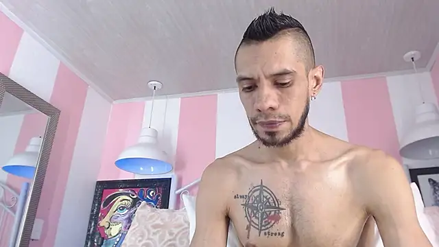 Snapshot of BIGZEHUZ chatting on 7, 3, 2025 BIGZEHUZ online show from 7, 3, 2025