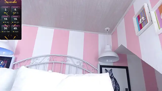 Snapshot of BIGZEHUZ chatting on 10, 3, 2025 BIGZEHUZ online show from 10, 3, 2025