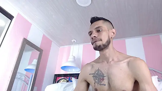 Snapshot of BIGZEHUZ chatting on 14, 3, 2025 BIGZEHUZ online show from 14, 3, 2025