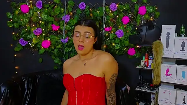Snapshot of Sweett_Mollyy chatting on 22, 6, 2026 Sweett Mollyy online show from 22, 6, 2026