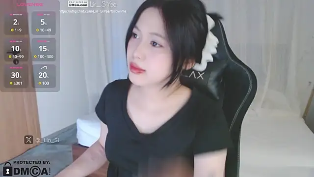 Snapshot of Lin_SiYee chatting on 4, 1, 2025 Lin SiYee online show from 4, 1, 2025