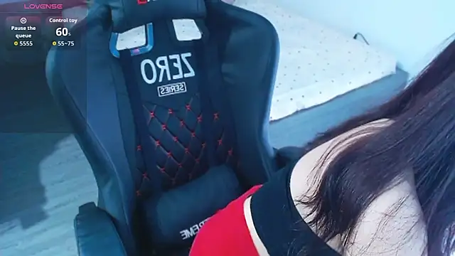 Lin SiYee online show from 5, 3, 2026