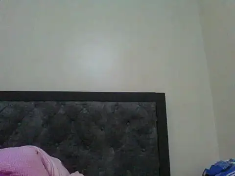 Snapshot of girltotok chatting on 19, 11, 2025 girltotok online show from 19, 11, 2025