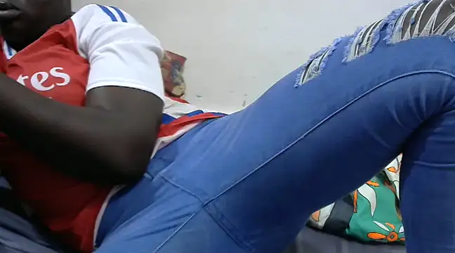 Snapshot of African_sexxy_ chatting on 22, 2, 2025 African sexxy  online show from 22, 2, 2025