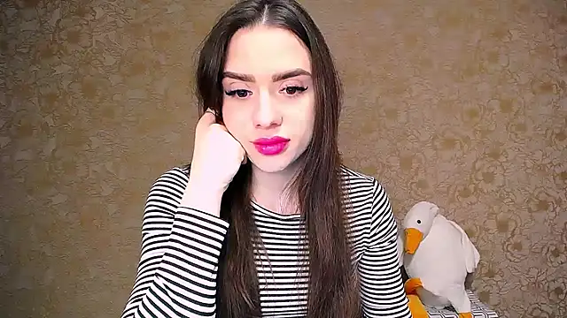 Snapshot of _your_fantasy_girl chatting on 13, 2, 2025 your fantasy girl online show from 13, 2, 2025