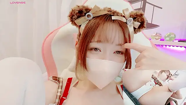 yuayua854 online show from 3, 5, 2026
