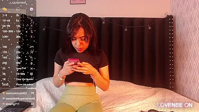 littleebluee online show from 7, 1, 2025