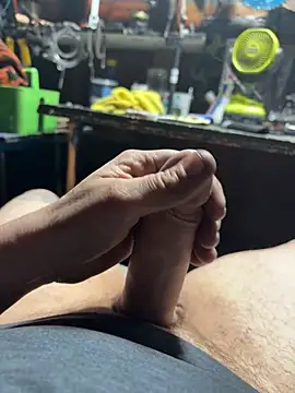 Snapshot of joeycbigcock chatting on 3, 3, 2026 joeycbigcock online show from 3, 3, 2026