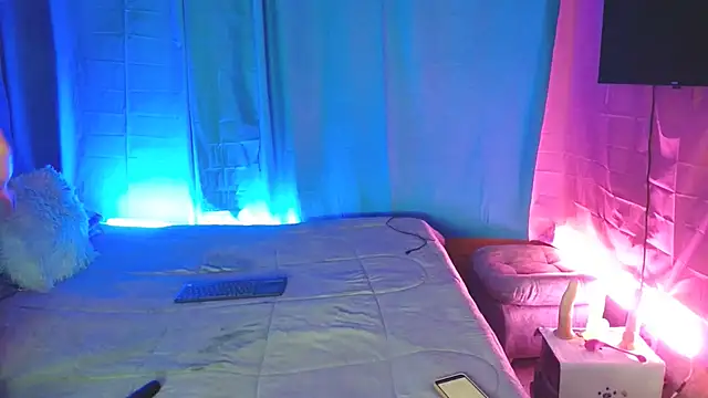 Kerly Lopez online show from 28, 11, 2025