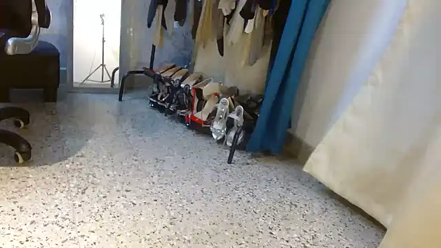 Samantabrown  online show from 30, 3, 2026