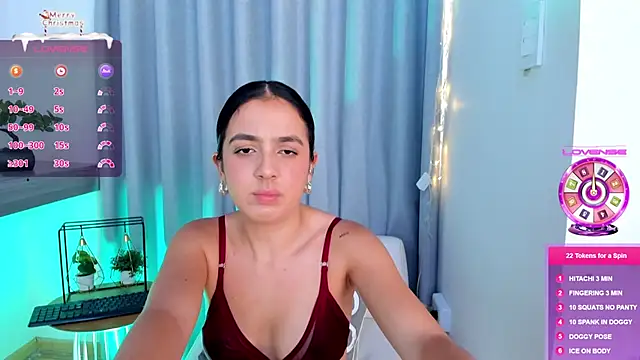 Lucyortiz  online show from 23, 12, 2024