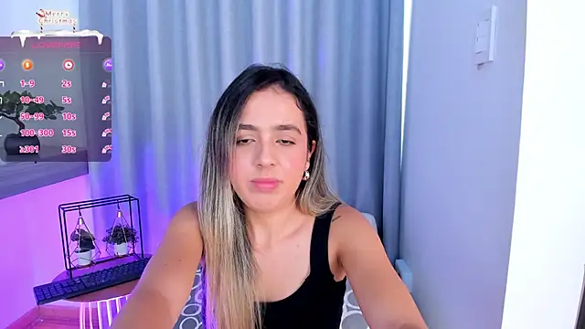 Lucyortiz  online show from 6, 1, 2025