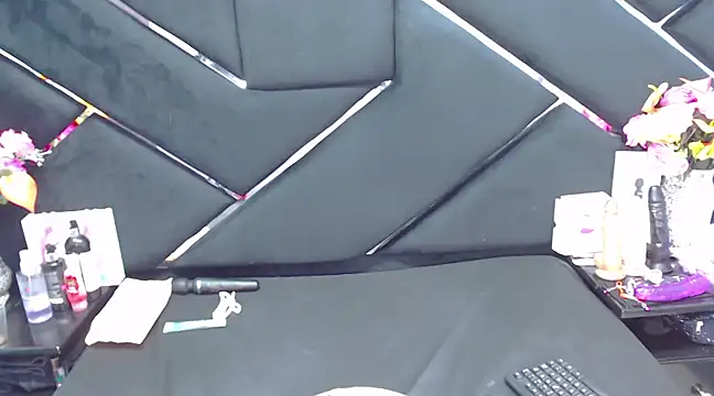 Amy hoy69 online show from 23, 1, 2025