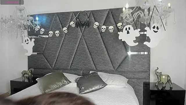 IsabellaGrey19 online show from 17, 10, 2025