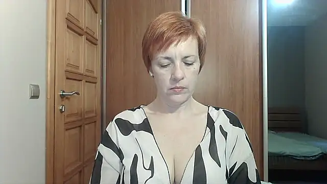 Snapshot of LoraLoraMay chatting on 19, 5, 2026 LoraLoraMay online show from 19, 5, 2026