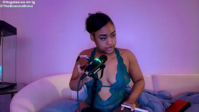 BriannaBrave online show from 18, 3, 2026