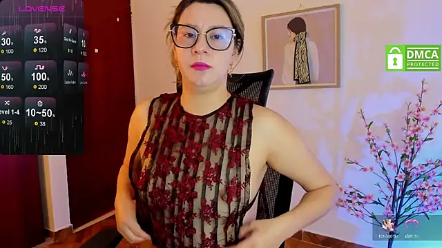 Snapshot of Chanelll_Taylorr_ chatting on 4, 2, 2025 Chanelll Taylorr online show from 4, 2, 2025