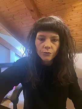 Snapshot of OniricFemme chatting on 4, 3, 2025 OniricFemme online show from 4, 3, 2025