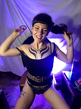 Snapshot of OniricFemme chatting on 27, 9, 2025 OniricFemme online show from 27, 9, 2025