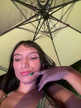 Snapshot of loly-yandere chatting on 11, 1, 2025 loly-yandere online show from 11, 1, 2025