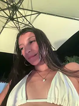 Snapshot of loly-yandere chatting on 2, 2, 2025 loly-yandere online show from 2, 2, 2025