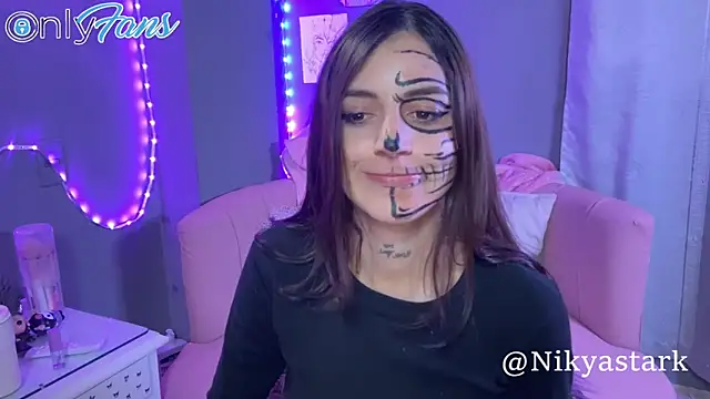 Snapshot of nikyastark chatting on 22, 10, 2025 nikyastark online show from 22, 10, 2025