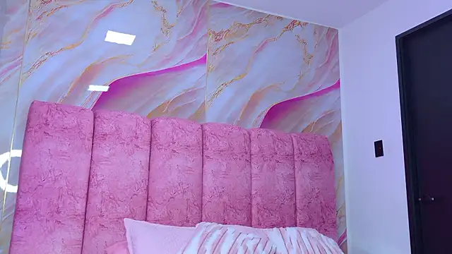 kendal rossi online show from 26, 3, 2026