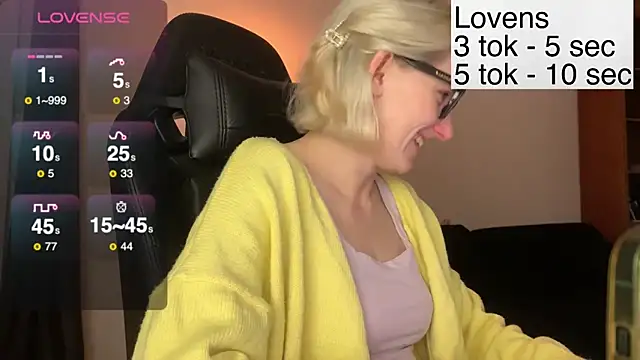 Sexy Sweets online show from 18, 11, 2025