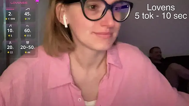 Snapshot of Sexy_Sweets chatting on 26, 6, 2026 Sexy Sweets online show from 26, 6, 2026