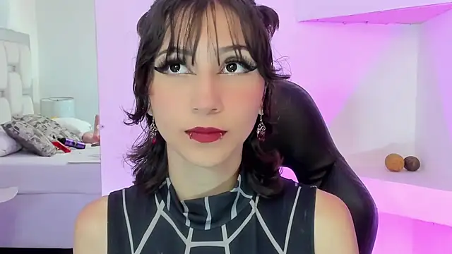 Naomi-Haruno online show from 2, 1, 2025