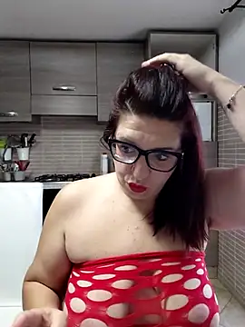 carolyne2023 online show from 18, 11, 2025