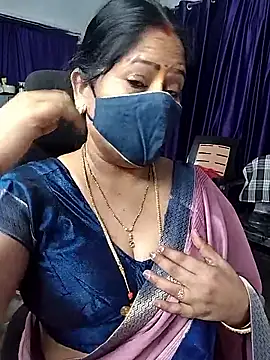 Snapshot of Rani_Darling_99 chatting on 22, 5, 2026 Rani Darling 99 online show from 22, 5, 2026