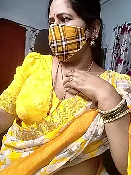 Snapshot of Rani_Darling_99 chatting on 18, 6, 2026 Rani Darling 99 online show from 18, 6, 2026