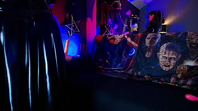 MorganaCrowley online show from 22, 9, 2025