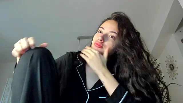 IreneVON online show from 6, 12, 2024