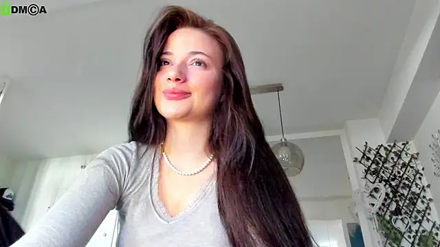 Snapshot of IreneVON chatting on 25, 4, 2026 IreneVON online show from 25, 4, 2026