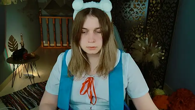 FioraMarmoris online show from 5, 1, 2025