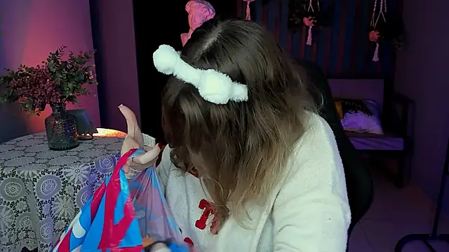 FioraMarmoris online show from 13, 2, 2025