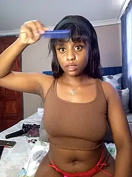 Queen-Chocolate online show from 2, 3, 2025