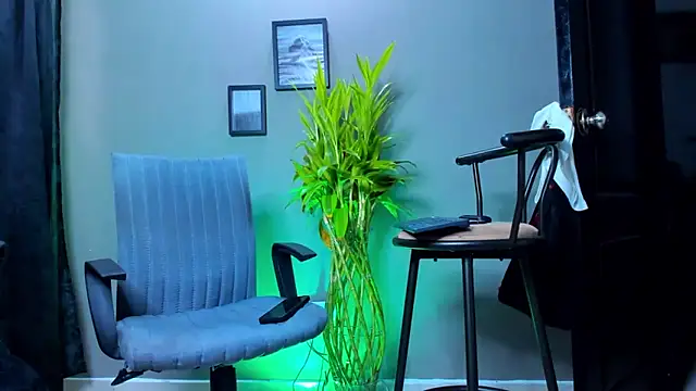 Damian 022 online show from 19, 10, 2025