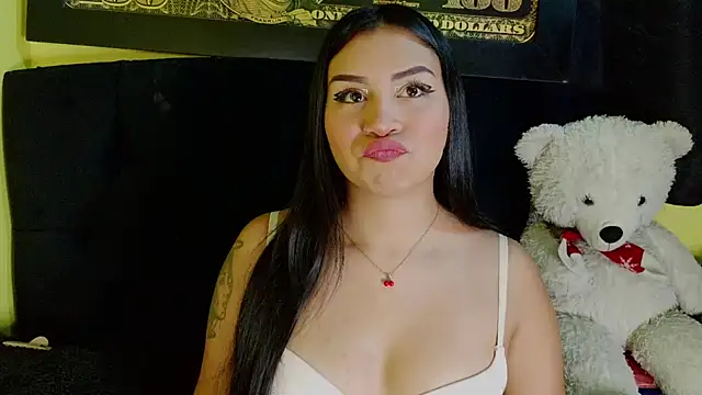 Snapshot of storm_doll2 chatting on 24, 9, 2025 storm doll2 online show from 24, 9, 2025
