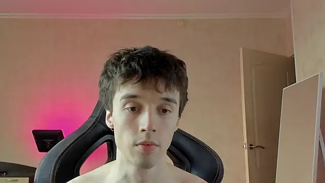 Snapshot of MasonWarholl chatting on 25, 5, 2026 MasonWarholl online show from 25, 5, 2026