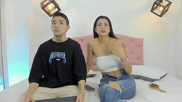 Tinny and Candy online show from 10, 1, 2025