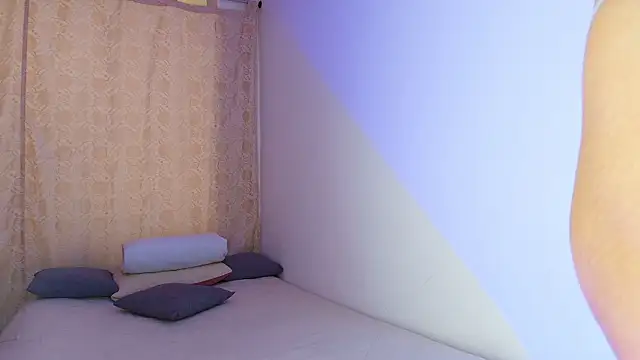 Tinny and Candy online show from 15, 2, 2026