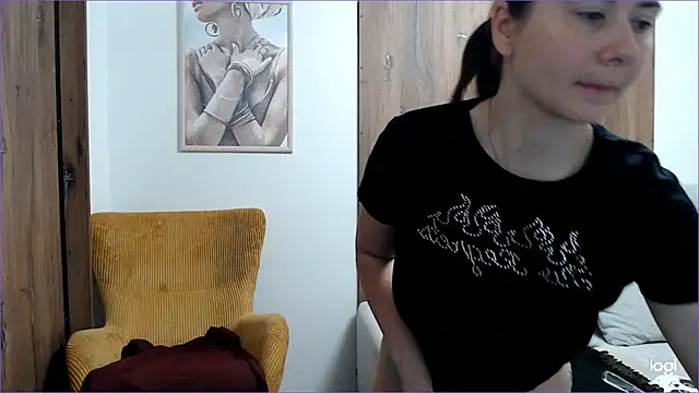 VioletaFlower7 online show from 24, 7, 2026