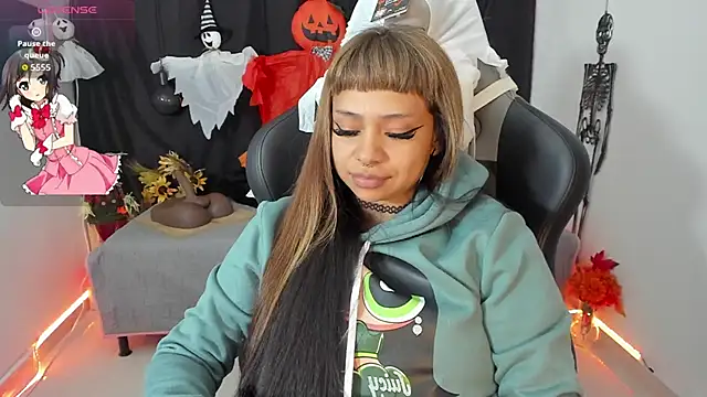 zoesullivan online show from 14, 10, 2025