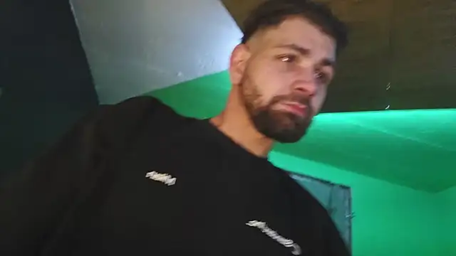 Snapshot of savage_daddyy chatting on 19, 2, 2025 savage daddyy online show from 19, 2, 2025