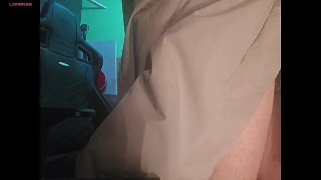 Snapshot of savage_daddyy chatting on 27, 2, 2025 savage daddyy online show from 27, 2, 2025