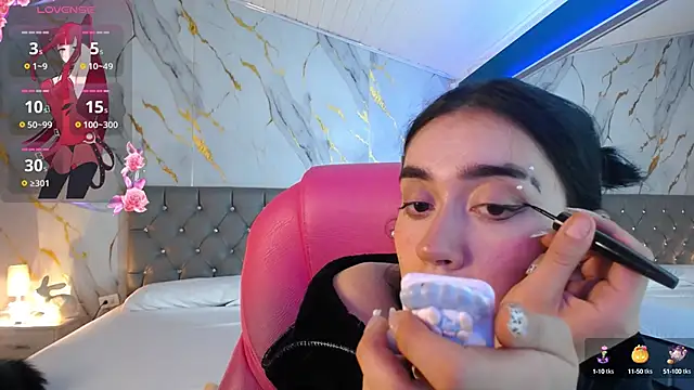 Snapshot of Julieta_De_Los_Angeles chatting on 1, 2, 2025 Julieta De Los Angeles online show from 1, 2, 2025
